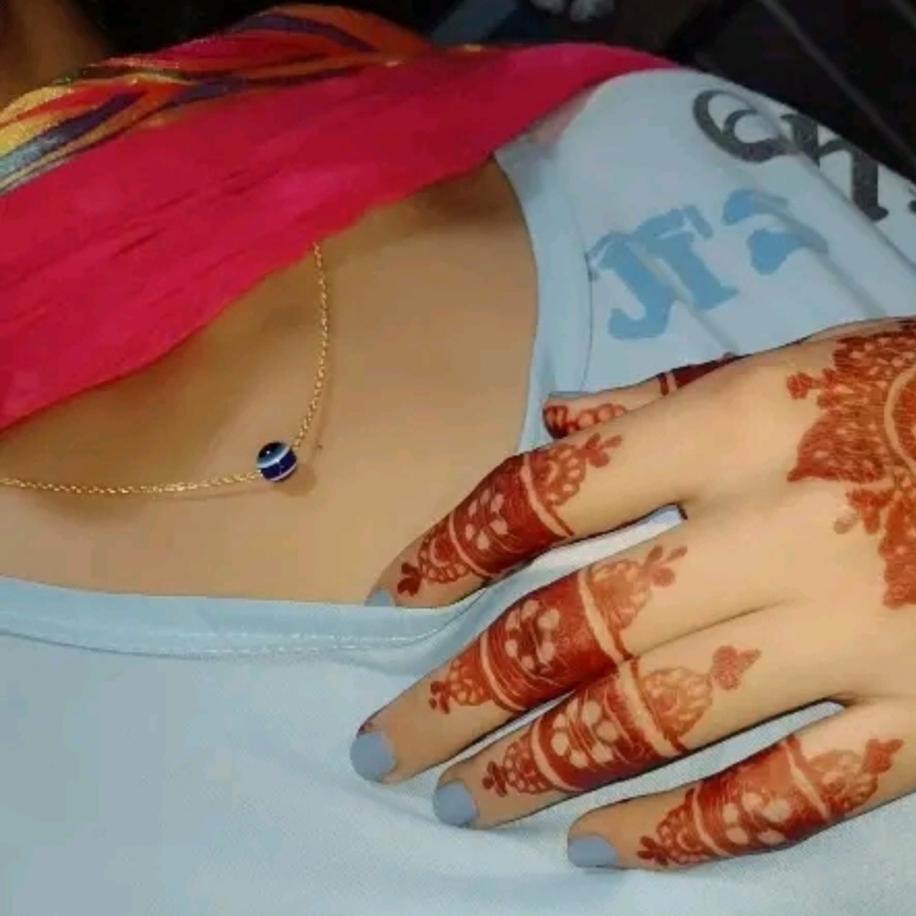 376023015-2.jpg