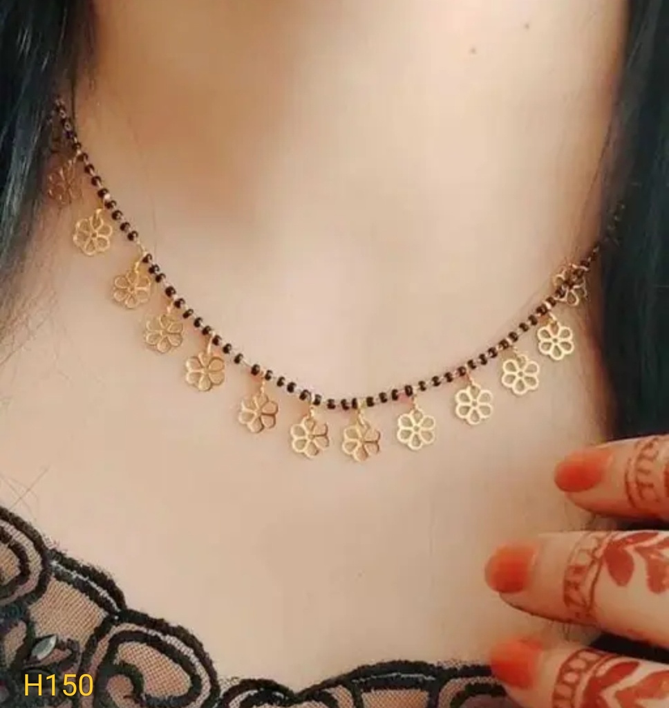 Twinkling Graceful Women Necklaces & Chains