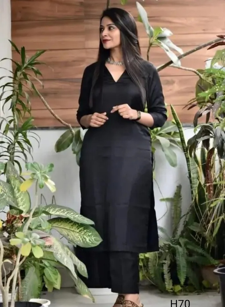 Women beautiful kurta with pant set V-NACK